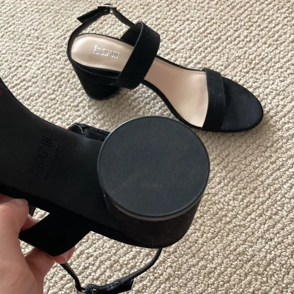 NEW Bar III Suede Block Heel Sandals High Heeled Shoes 8.5 Black Minimal NWOB