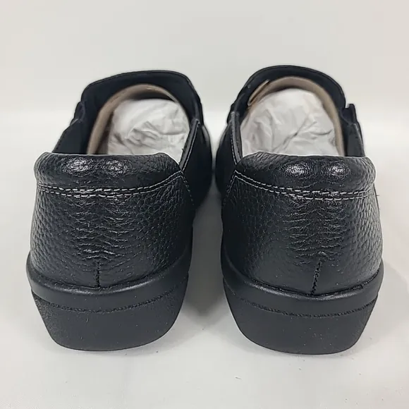NEW Clarks Women's Cheyn Madi Low Heel Black Slip on Shoes Sz 7.5 NIB