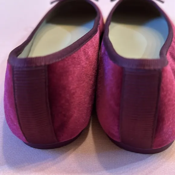 New Cole Haan Velvet Flat Shoes. Size 9.