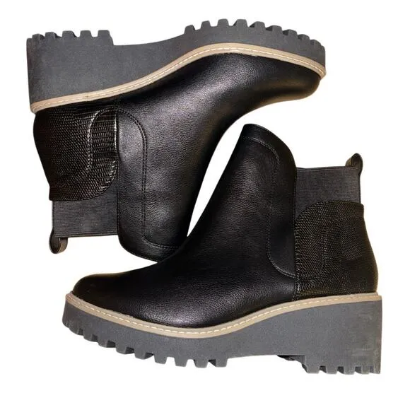 NEW Dolce Vita Women's Rielle Black Chelsea Lug Sole Booties Size 10 Combat Goth