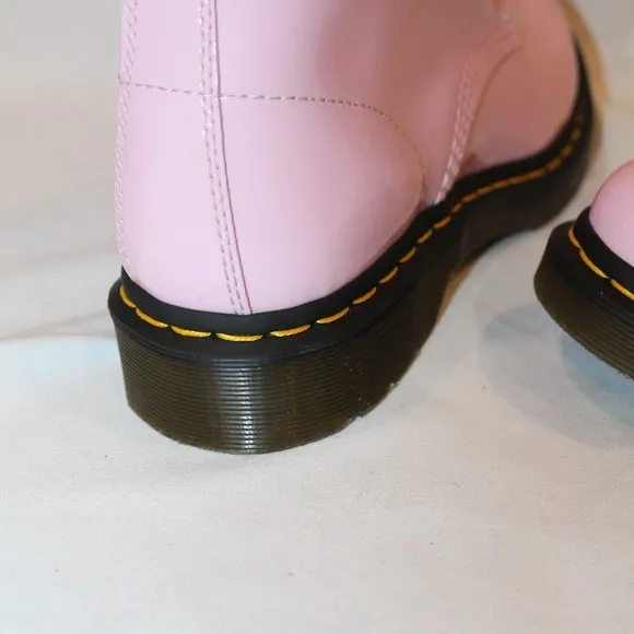 NEW Dr.‎ Martens 1460 Women's Ankle Boots in Pink Patent Leather