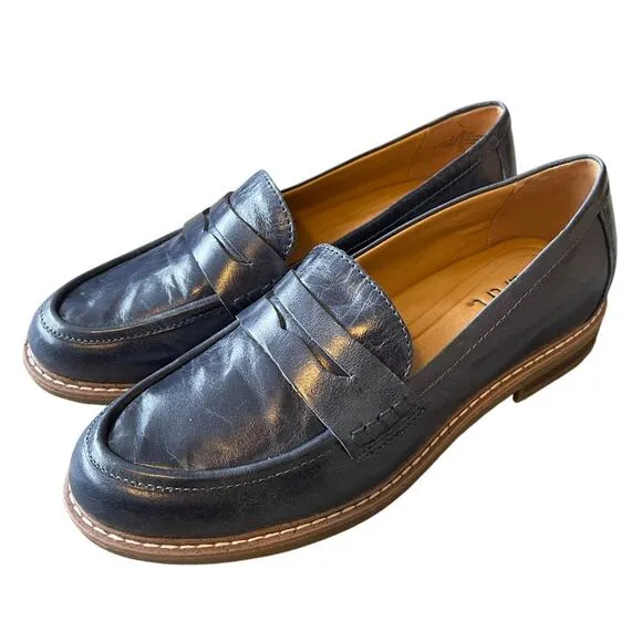 NEW! Earth Shoes 8 Javas Round Toe LEATHER Slip-on Penny Loafers COMFORT Blue
