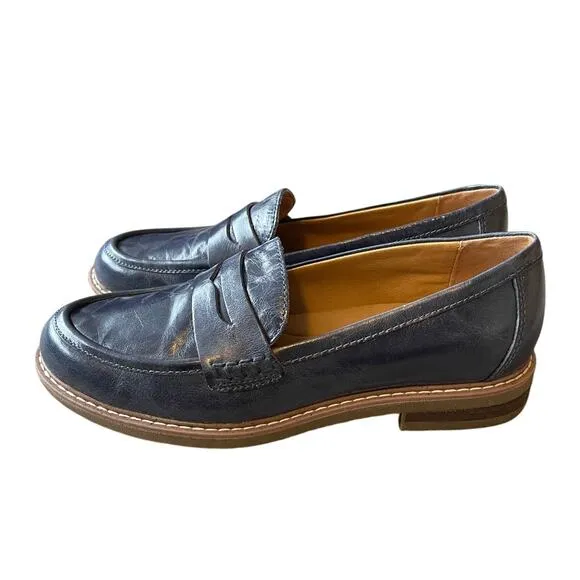 NEW! Earth Shoes 8 Javas Round Toe LEATHER Slip-on Penny Loafers COMFORT Blue