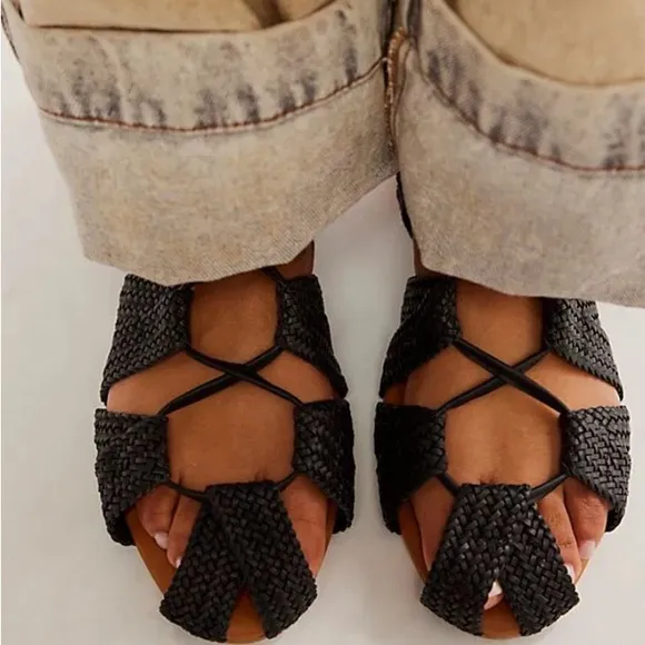 NEW Free People Sunny Gilly Flat