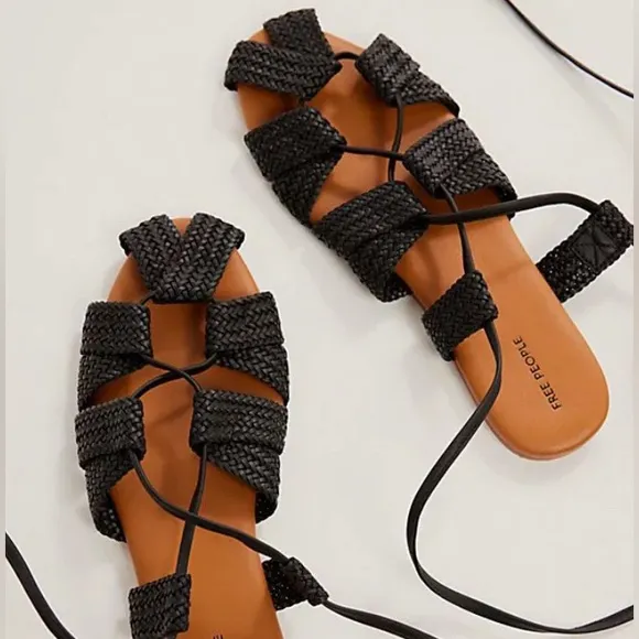 NEW Free People Sunny Gilly Flat