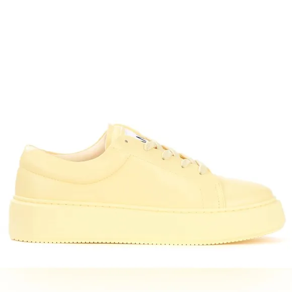 NEW GANNI Low Top Trainers Platform Sneakers Pale Banana US 10 EU 40