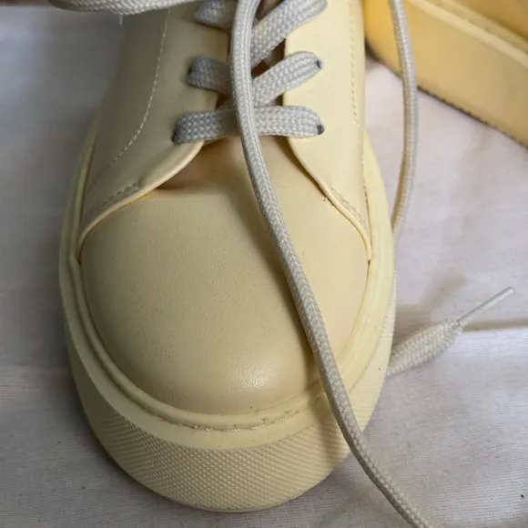 NEW GANNI Low Top Trainers Platform Sneakers Pale Banana US 10 EU 40