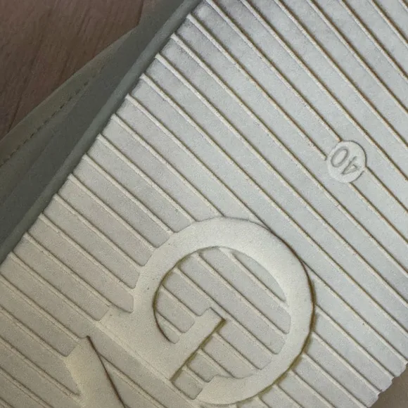 NEW GANNI Low Top Trainers Platform Sneakers Pale Banana US 10 EU 40