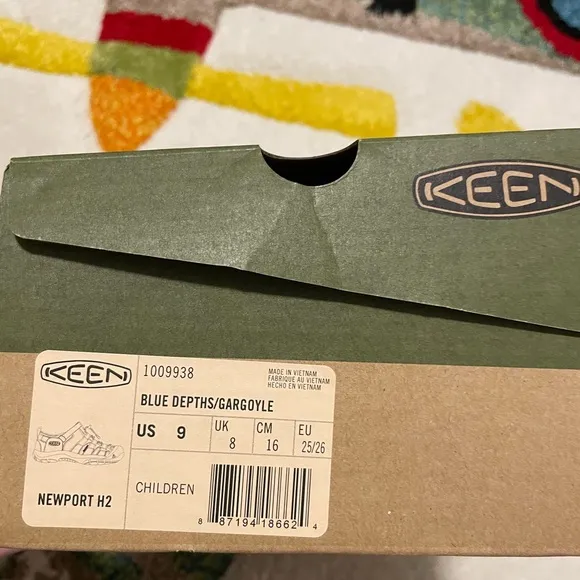 New KEEN Newport H2 Kids' Blue Depths Gargoyle hiking Sandals shoes