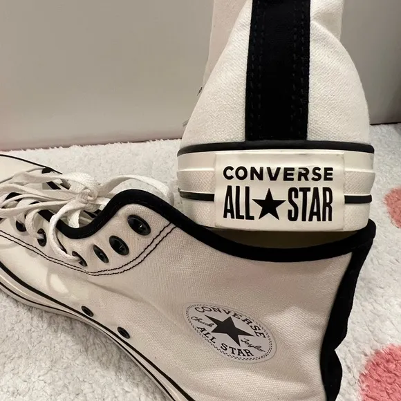 New! Men's Converse Chuck Taylor CTAS Top Shoes Sneakers. Super cute
