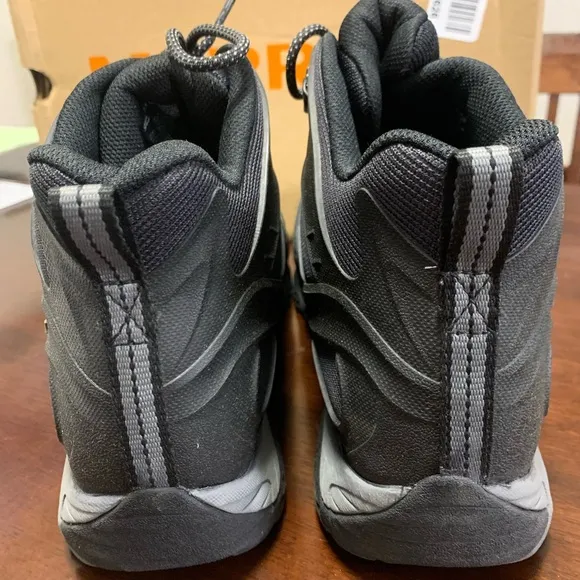 New men’s Merrill Moab Velocity Mid Waterproof Carbon Fiber Boots Size 11.5