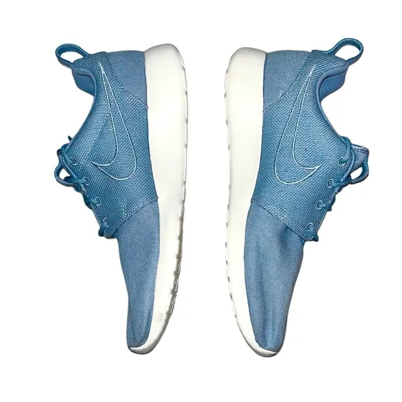 NEW Nike Men’s Roshe One Premium Denim Sneakers size 9 Blue