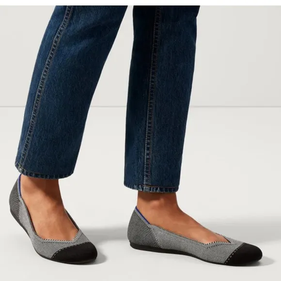 New Rothy’s “the flat” Grey Mist Captoe w/o box