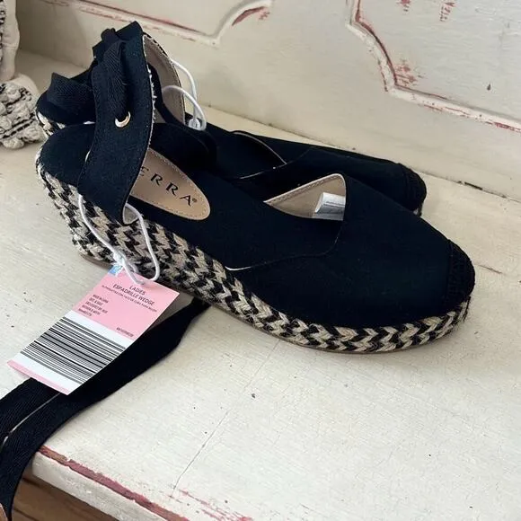 NEW Serra size 8 espadrille sandals