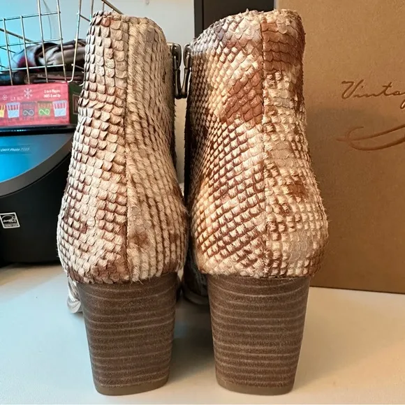NEW Vintage Havana Real Fur Calf Hair Ankle Boots | Size 9