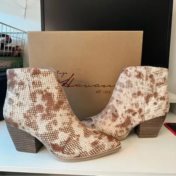 NEW Vintage Havana Real Fur Calf Hair Ankle Boots | Size 9