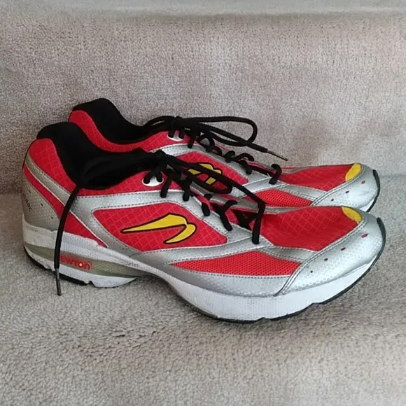 Newton Running Sir Isaac Sneaker Shoe 11.5 Red Silver Yellow