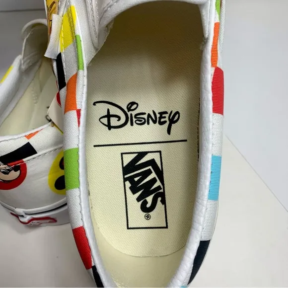 NIB. Disney Vans Sneakers. Adult Size 10. new with tag in box