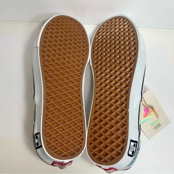 NIB. Disney Vans Sneakers. Adult Size 10. new with tag in box