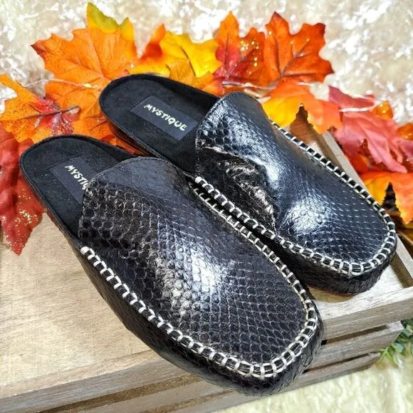 NIB Mystique Leather Slip On Shoes EACH SHOE IS HANDMADE various sizes
