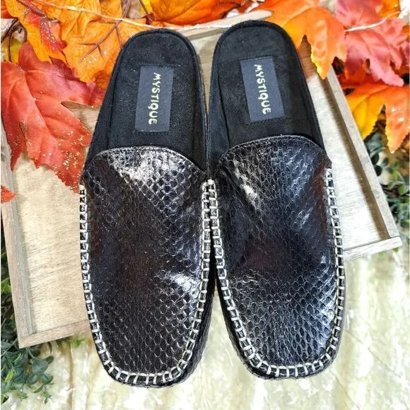 NIB Mystique Leather Slip On Shoes EACH SHOE IS HANDMADE various sizes