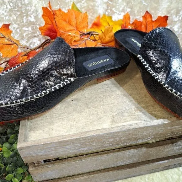 NIB Mystique Leather Slip On Shoes EACH SHOE IS HANDMADE various sizes