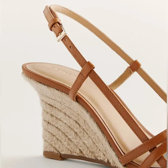 NIB Reformation Ava Wedge Espadrille Tan Sandals