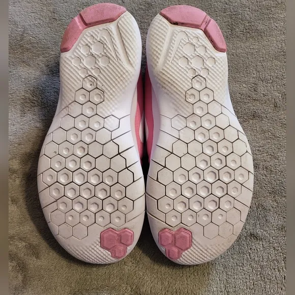 Nike 6Y/Women's 8 Flex Experience Pink Sneakers Running Shoes