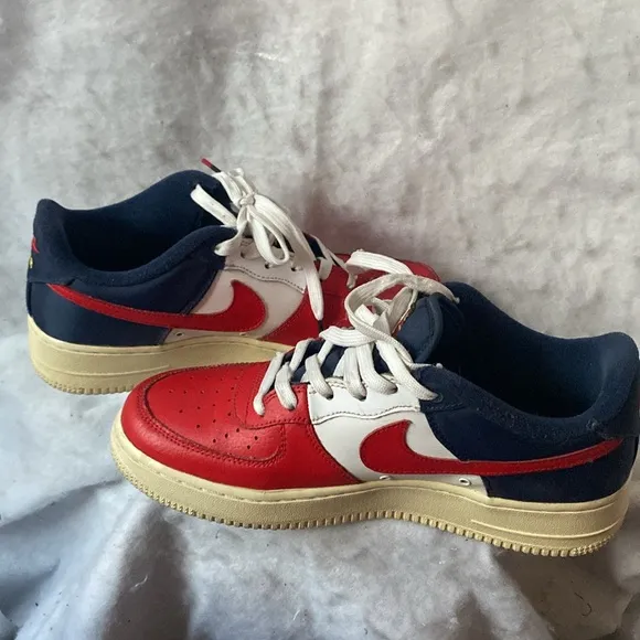 Nike 7Y Air Force 1 Low LV8 Independence Day Red White Blue Youth 820438…