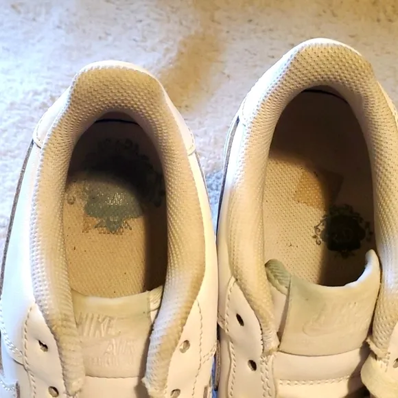 Nike AF 1 White Sneakers EUC