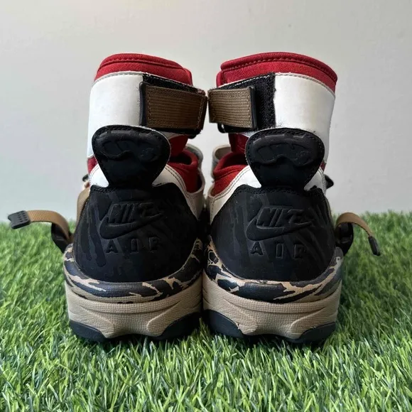 Nike Air Carnivore LE White Red Black
