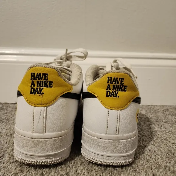 Nike Air Force 1 'Have a Nike Day' White Sneakers Size 6Y DM0983-100