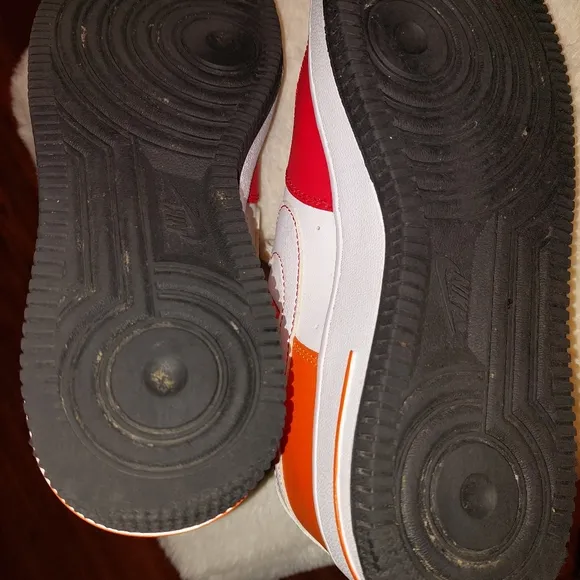 Nike Air Force 1 LV8, youth sz 5.5, used, $54, GLENN HEIGHTS TX PPU OR SHIPPING