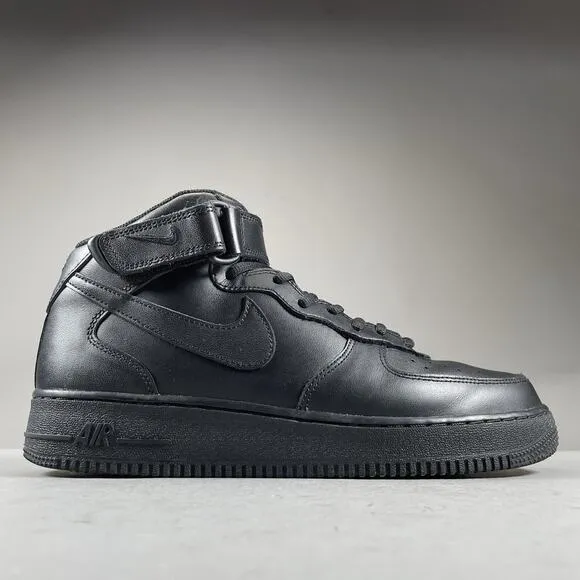 Nike Air Force 1 Mid Top Men’s 9 Triple Black Basketball Sneakers Casual Shoes