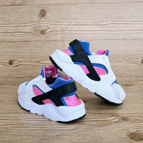 Nike Air Huarache Run Sneakers