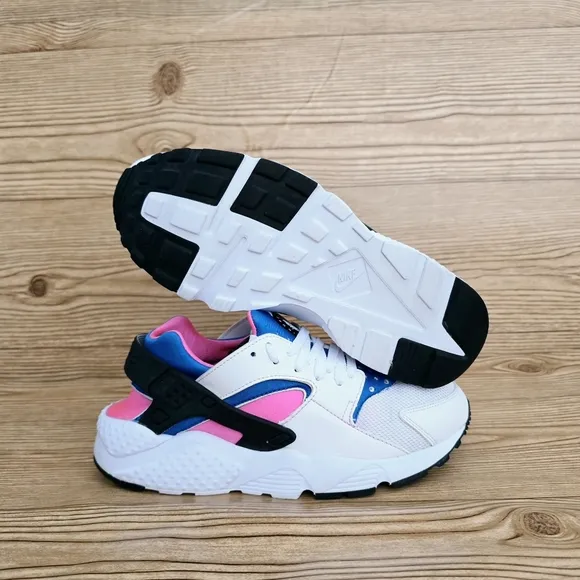 Nike Air Huarache Run Sneakers