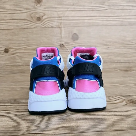 Nike Air Huarache Run Sneakers