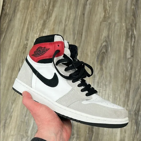 Nike Air Jordan 1 High “Smoke Grey” Men’s 9.5