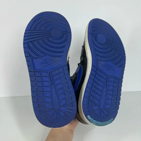 Nike Air Jordan 1 Mid Black Hyper Royal Blue Sneakers Size 8.5 554724-068