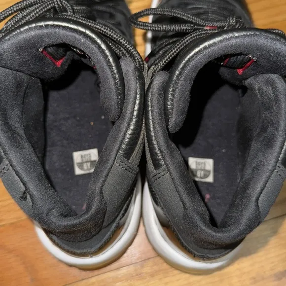 Nike Air Jordan 11 XI Retro 72-10 GS Sneakers Shoes Size 6Y