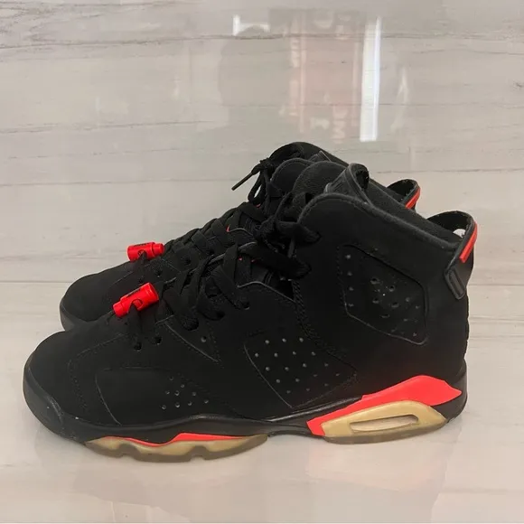 Nike Air Jordan 6 GS Infrared 2018 Black 6.5Y