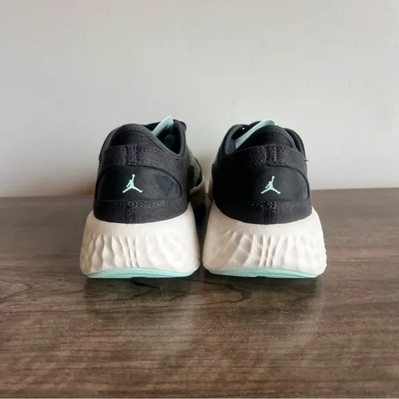 Nike Air Jordan Delta 3 Low Men's Shoe Size 8 SKU#243563