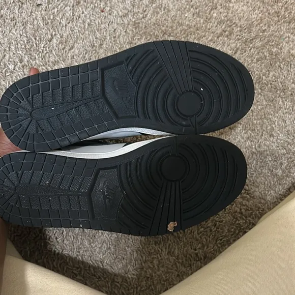 Nike Air Jordan Men's Black and Gray Sneakers