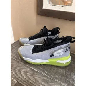 Nike Air Jordan Mens Size 11 Proto-Max 720 Wolf Gray Volt Sneakers Shoes