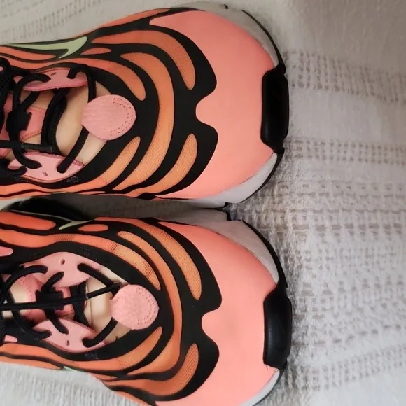 Nike Air Max 200 Exosense Atomic Pink Sunrise, Men's size 11.5
