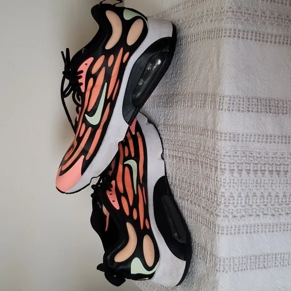 Nike Air Max 200 Exosense Atomic Pink Sunrise, Men's size 11.5