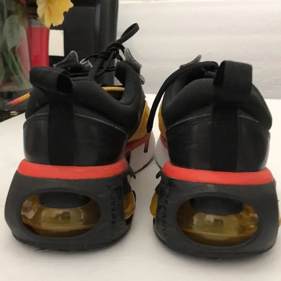 NIKE AIR MAX 2021 CONMIC DUST BIG BUBBLE GS RUNNING SNEAKERS BOYS- GIRLS SIZE 6Y