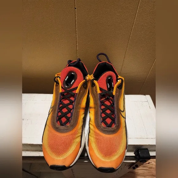 Nike Air Max 2090 Mens Sneakers - Orange and Purple