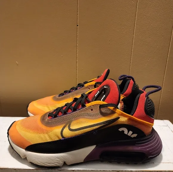 Nike Air Max 2090 Mens Sneakers - Orange and Purple
