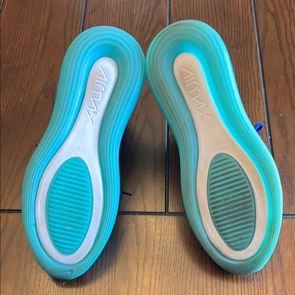 Nike Air Max 720 Blue and Teal Sneakers